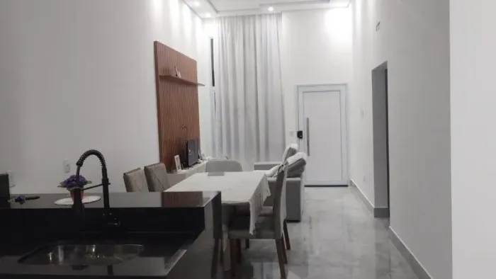 Casa à venda no Condomínio Horto Florestal Villagio, em Sorocaba/SP.