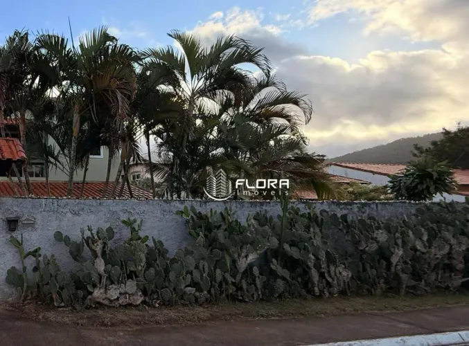 Oportunidade em Itaipuaçu próxima á praça do Barroco.