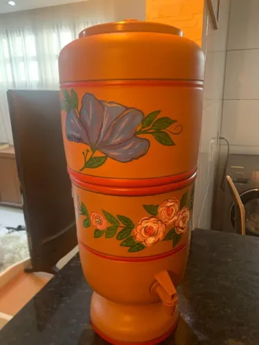 Filtro de barro decorativo