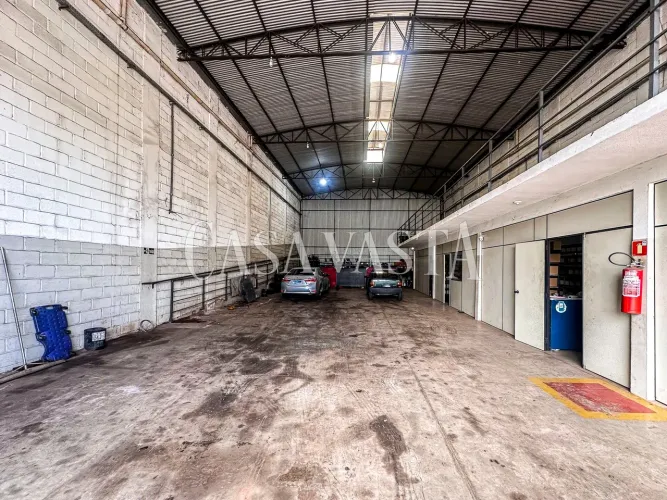 Galpão comercial à venda, Bairro Aeroporto