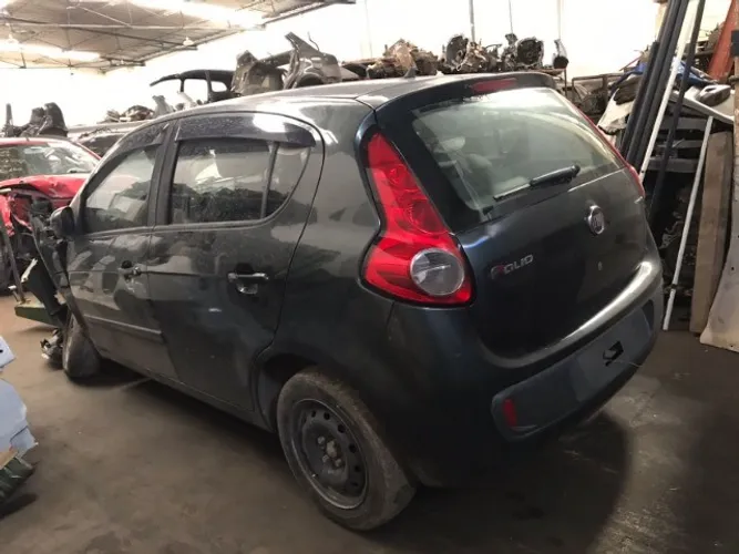 Sucata Fiat/ Palio Attractive 1.0 2012/2013