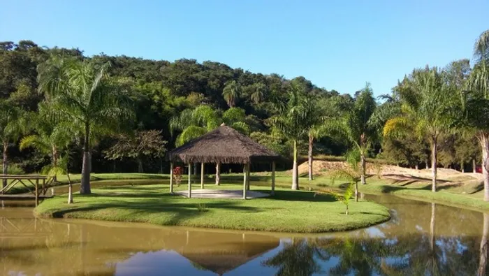 Vendo! Lote de 948m² no Ouro Verde