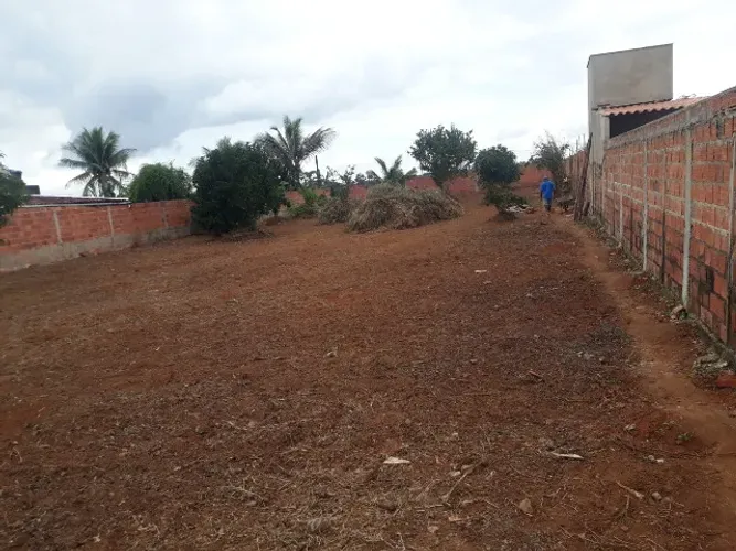 Terreno 1.100 m² com casa em construção em Conceição do Jacuípe (Berimbau)