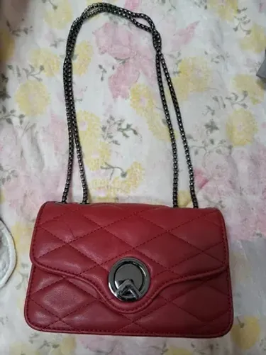 Bolsa vermelha NOVA