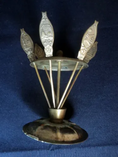 Porta Espetos com 05 espetos antigos p/ Petiscos (Item para Colecionador ou Decoração)