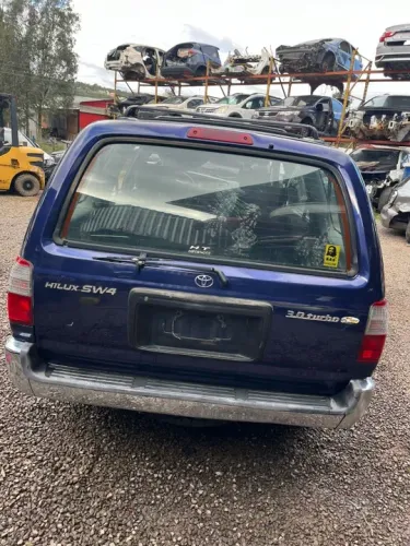 Tampa Traseira Toyota Sw4 2000 - Rs Auto Peças