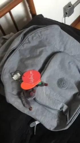 Oportunidade! Mochila Kiplling original na embalagem