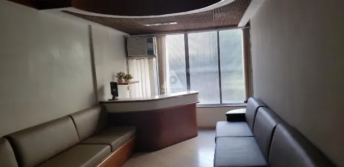 Sala à Venda no Copacabana (Frente)  41 m², 1 Banheiro, Residencial/Comercial