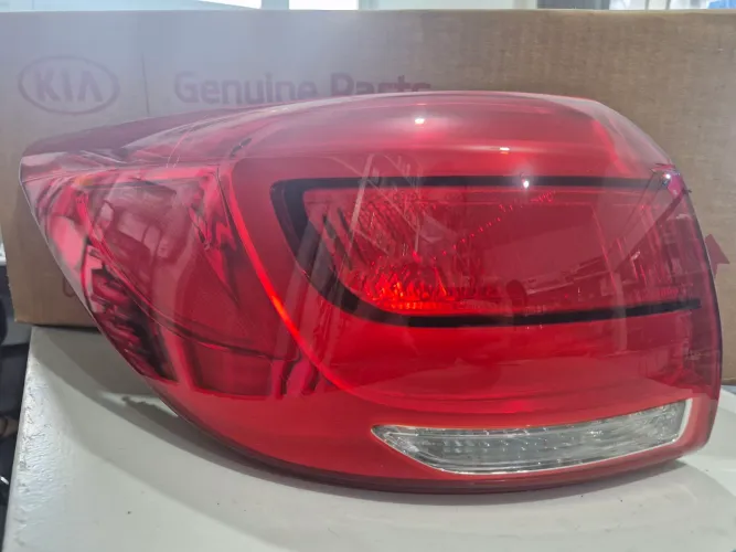 Lanterna Kia Sportage 2014 a 2019 Esquerdo Genuíno 