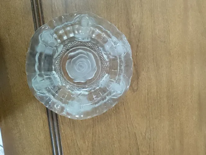 LINDO CINZEIRO SEM USO, 15 CM DIÂMETRO 
