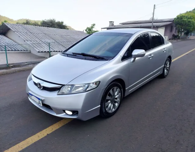 Honda Civic Sed. Lxl/ LXL SE 1.8 Flex 16V Aut. 2011