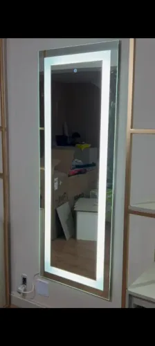Espelho Decorativo com Iluminação LED