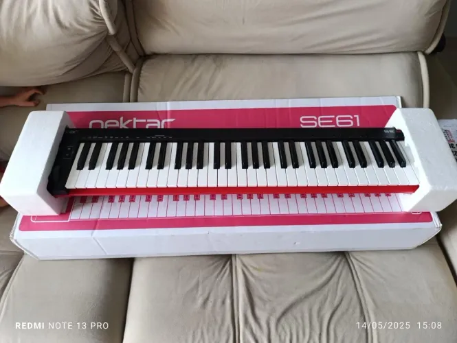 Teclado controlador nektar se61
