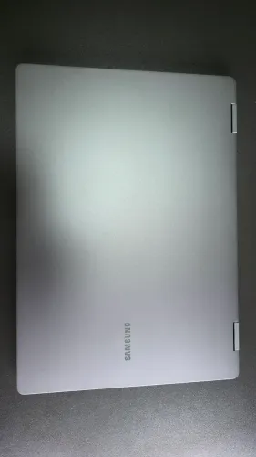 Samsung Galaxy Book 3 Pro 360 16" - Potência, Versatilidade e Tela Imersiva!