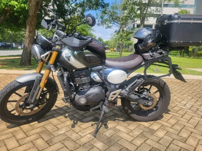 VEICULO EM EXCELENTE ESTADO E NA GARANTIA DE FABRICA!