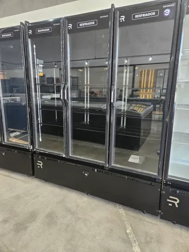 refrigerador vertical 3 portas para conveniências e mercados - a pronta entrega s