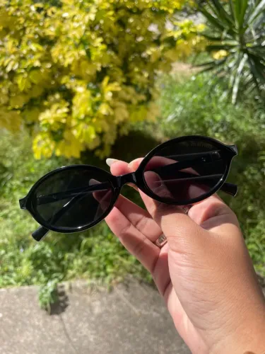 (Original) Óculos de Sol MIUMIU - Oval Preto 