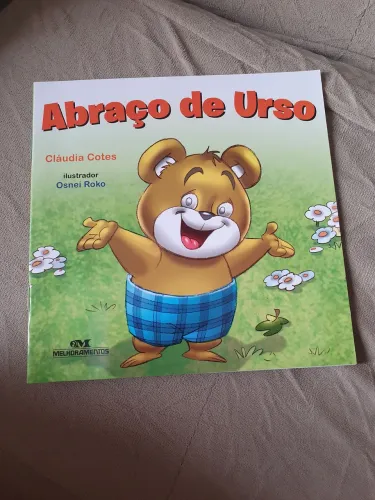 Livro infantil abraço de urso