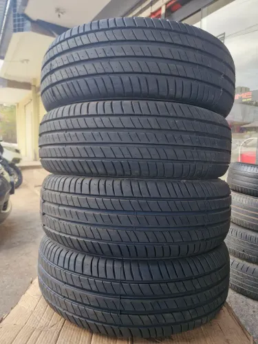 Pneu 225/65/17 Tekystyre Remold