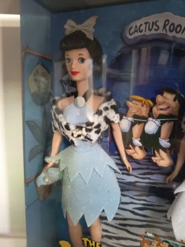 Barbie Vilma e Beth os Flintstones 