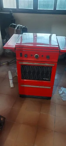 Vendo fogão aquárius ( antigo ).