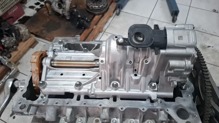 Bomba de óleo BMW N20 ,temos motores tbem.
