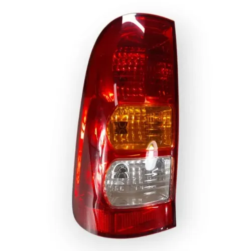 Lanterna Esquerda Toyota Hillux 2005 a 2011 Tricolor