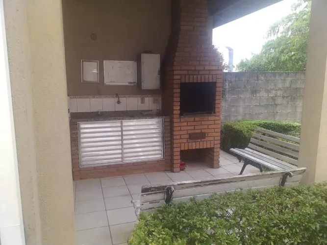 VENDO SOBRADO CONDOMÍNIO FECHADO 3 DORMITÓRIOS NO CAPÃO REDONDO (LR107