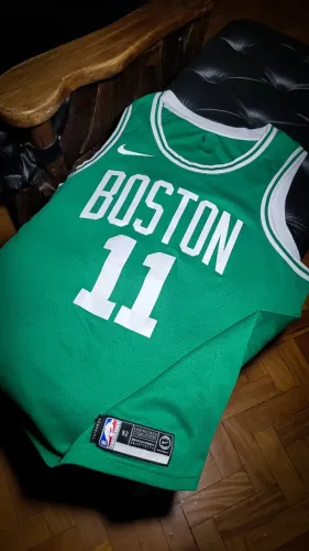 Jersey NBA Boston Celtics #11 Kyrie Irving Tam XL Nike Swingman Usado Original
