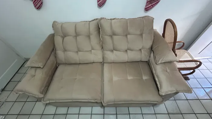 Vendo sofá, EXTREMAMENTE NOVO