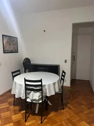 Apartamento para aluguel com 2 quartos em Copacabana - Rio de Janeiro - RJ