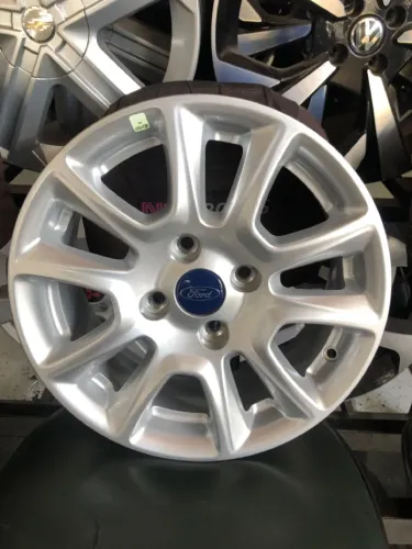 Rodas de liga leve de Ford Ecosport aro 15 novas