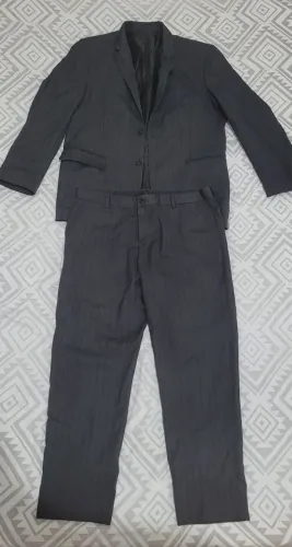 Terno Masculino Preto em ótimo estado