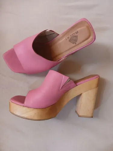 Tamanco plataforma rosa 
