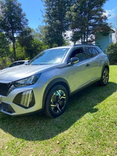 Peugeot 2008 Allure 1.0 Turbo Flex 5P Aut. 2025