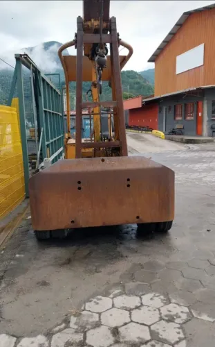 GUINDASTE HYSTER 5TON