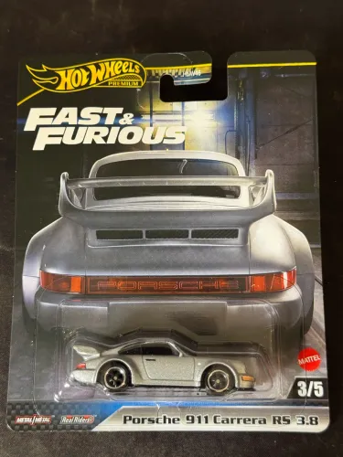 Hot Wheels Premium Porsche 911 Carrera RS 3.8 Velozes e Furiosos