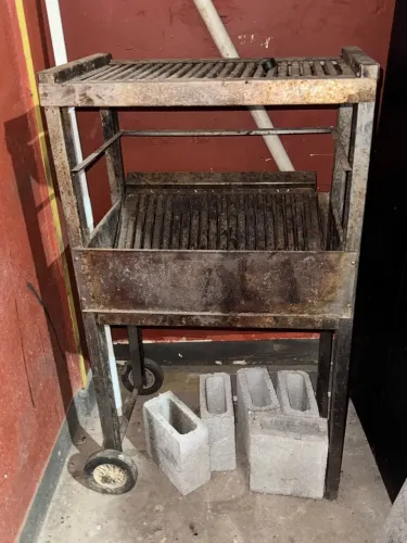 Churrasqueira Industrial em Aço inox com Grelha