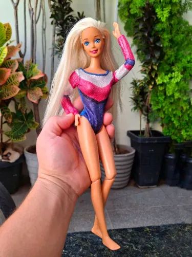 Barbie ginasta coleção anos 90