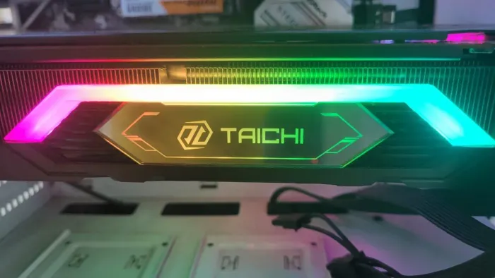 RX 6800XT TAICHI X OC