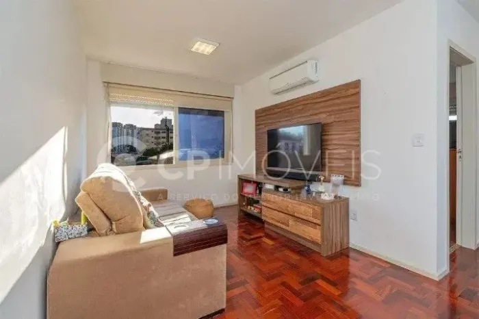 Apartamentos em Porto Alegre, no bairro Jardim Itu Sabará, à venda.