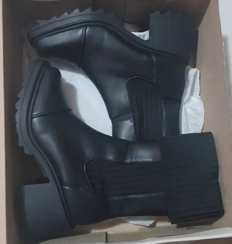 Bota tratorada meia 2 em 1 confortável 