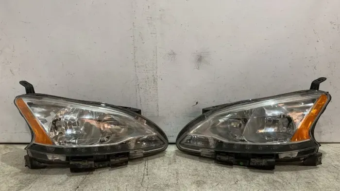 Par de Farol sentra 2014 2015 2016 original recuperado