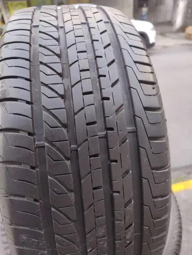 Pneu 16 -215/55R -16 Goodyear Effiicient Graip 