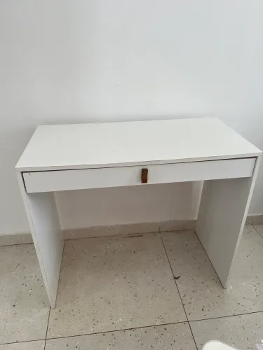 Mesa /escrivaninha 