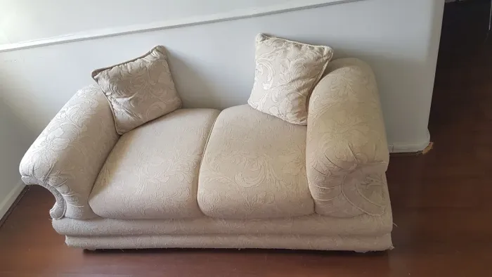 Sofá de 2 Lugares retrô