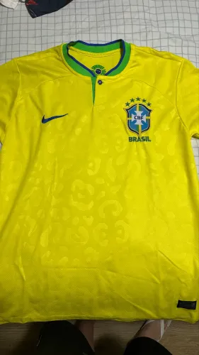 camisetas de time Holanda e Brasil