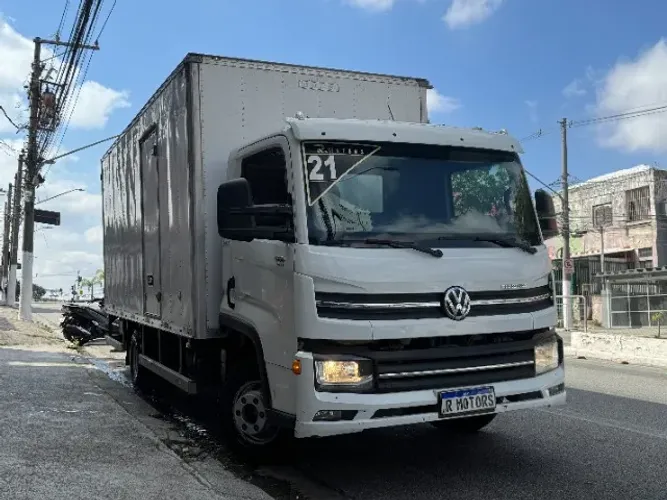 Volkswagen Delivery 6.160 Prime Com Bau robusto 2021