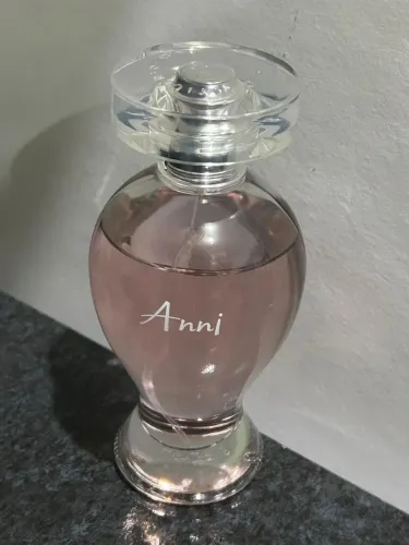 Perfume Anni Antigo O Boticário 
