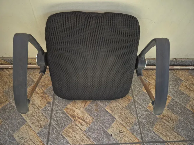 Lote de Peças de Cadeiras Para quem Trabalha com Reforma 35,00 Reais Lote Todo 